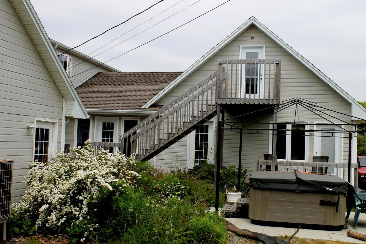 Mackenzie House B&B By Elevate Rooms Port Hawkesbury Exteriör bild