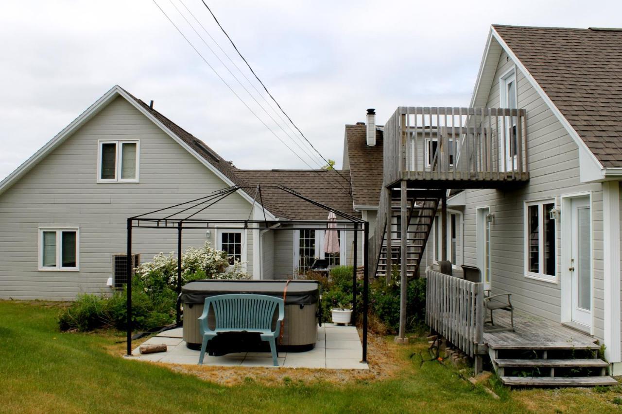 Mackenzie House B&B By Elevate Rooms Port Hawkesbury Exteriör bild